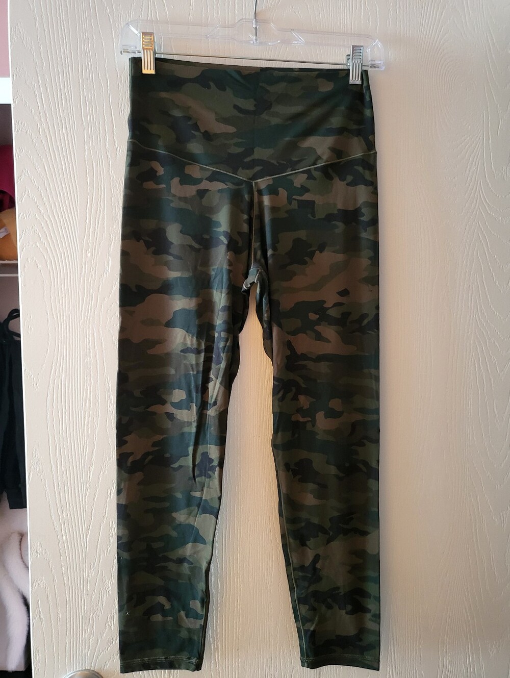 Offline Real Me Camo Leggings